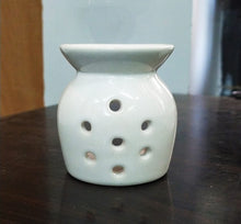 Load image into Gallery viewer, Small Candle Diffuser: Off White