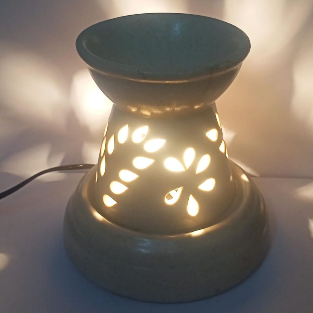 Aroma Lamp: Flora Glow